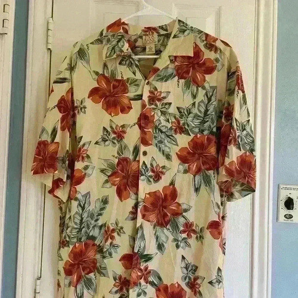 Jos. A. Bank 100% Silk Hawaiian Shirt Large - Picture 1 of 3
